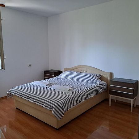 Apartman Aya Rejana SJJ Esterno foto